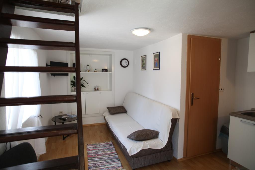 Apartments More Kaštela 部屋 写真